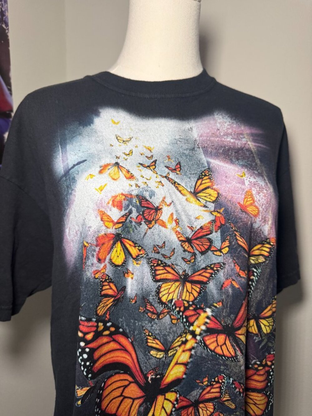 The Mountain 2015 Monarch Butterflies Black Short Sleeve Tee Shirt - Picture 6 of 11